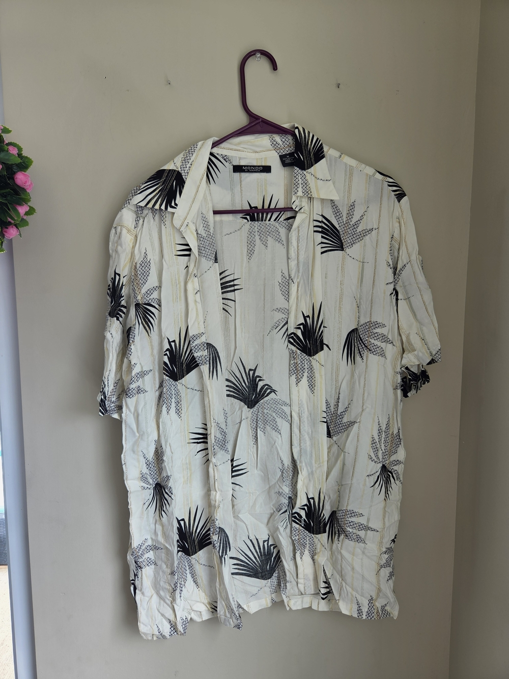 Mondo Di Marco Medium Men's Short-Sleeve Button Shirt  Black Palm Print Cream